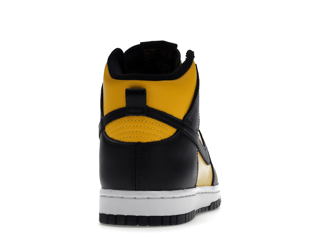 Vue 29 de Nike Dunk High Retro Reverse Goldenrod