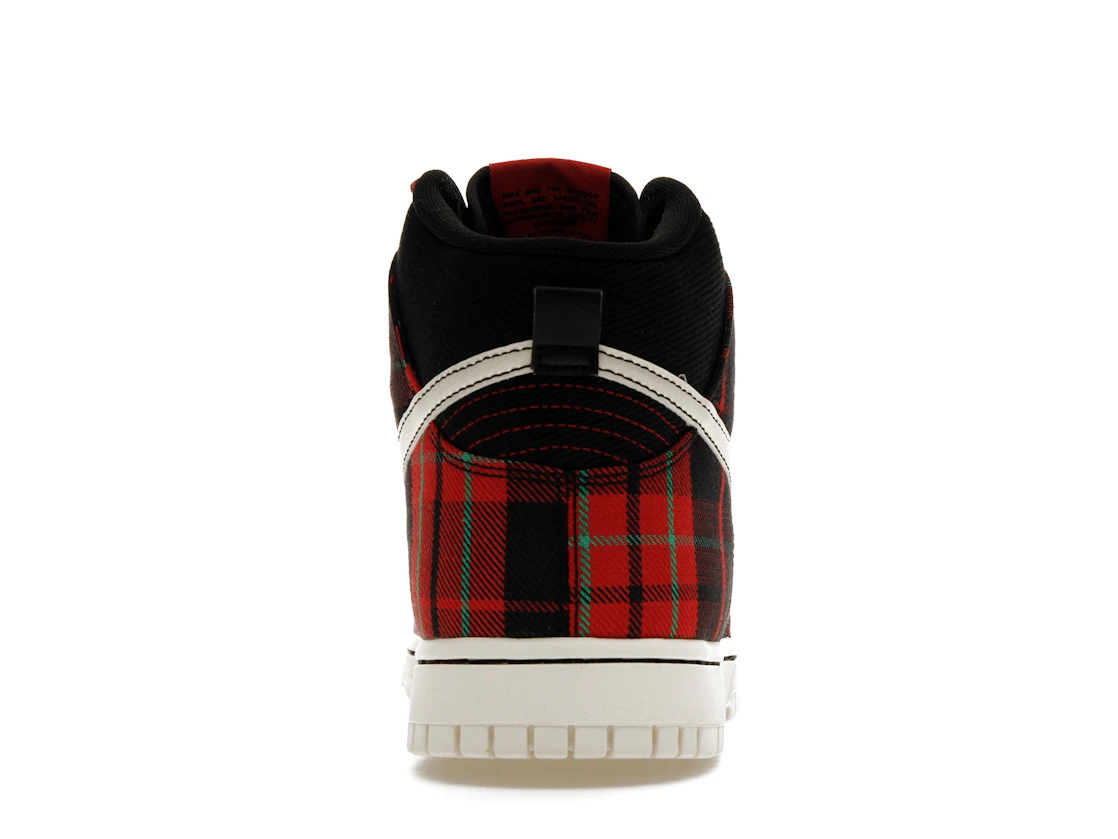 Vue 28 de Nike Dunk High SE Tartan Plaid Black University Red