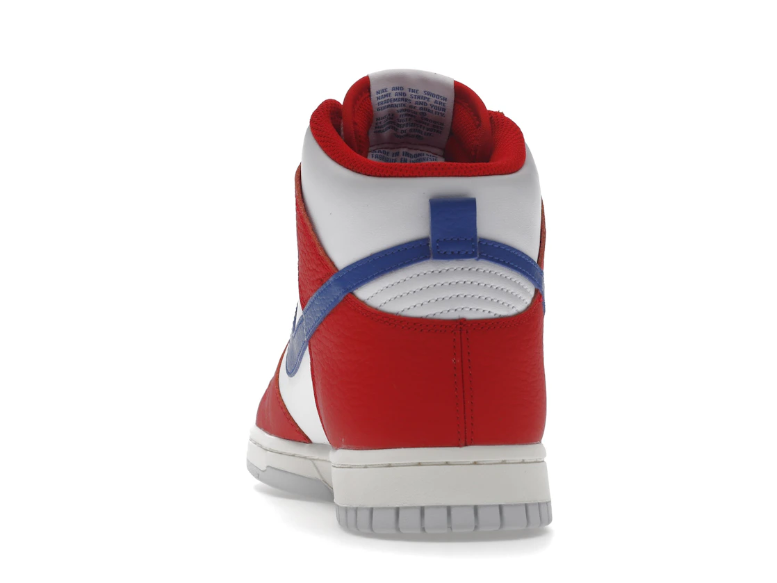 Vue 27 de Nike Dunk High 4th of July (2022)