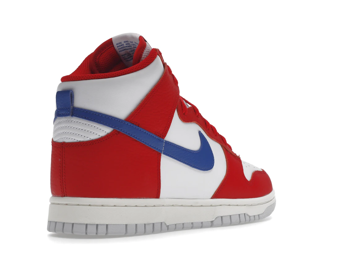 Vue 32 de Nike Dunk High 4th of July (2022)