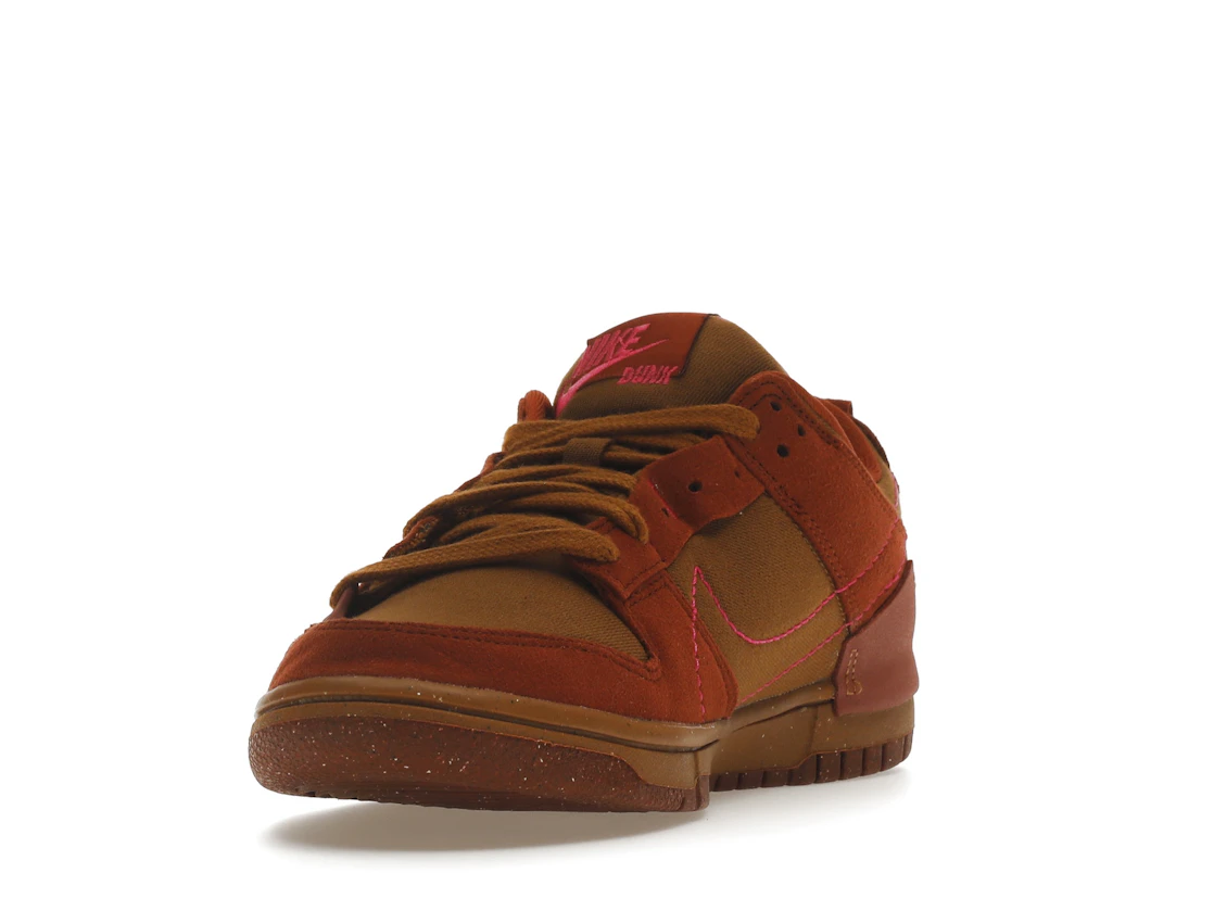 Vue 13 de Nike Dunk Low Disrupt 2 Desert Bronze Pink Prime 