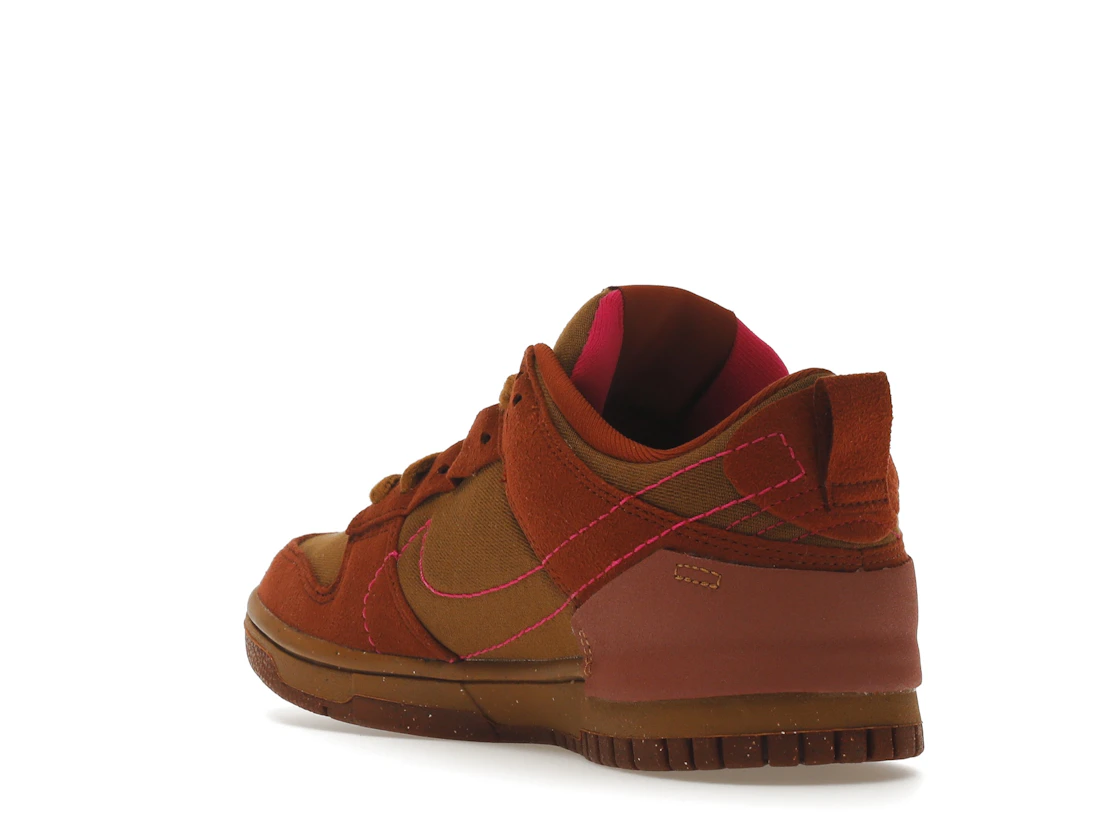 Vue 25 de Nike Dunk Low Disrupt 2 Desert Bronze Pink Prime 