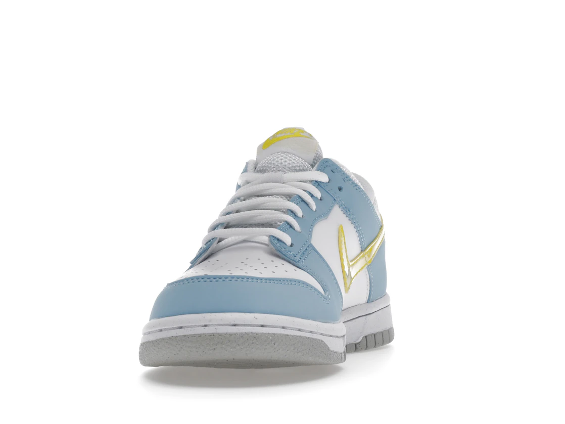 Vue 12 de Nike Dunk Low Next Nature Homer Simpson (GS)
