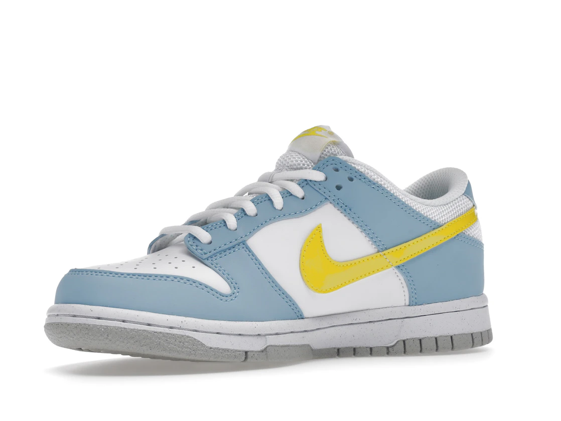 Vue 16 de Nike Dunk Low Next Nature Homer Simpson (GS)