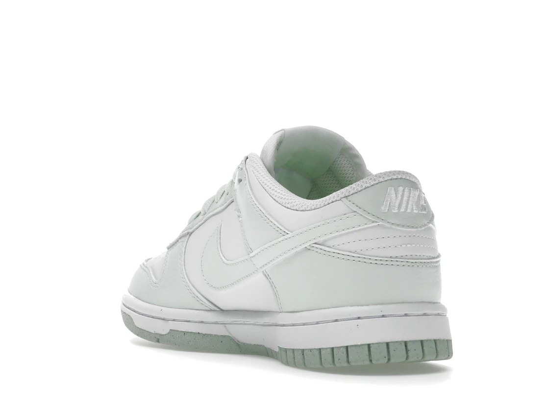 Vue 25 de Nike Dunk Low Next Nature White Mint 