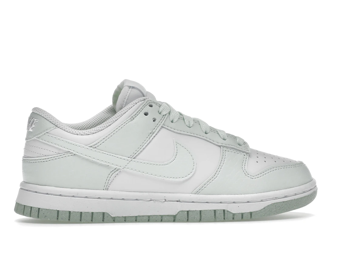 Vue 36 de Nike Dunk Low Next Nature White Mint 