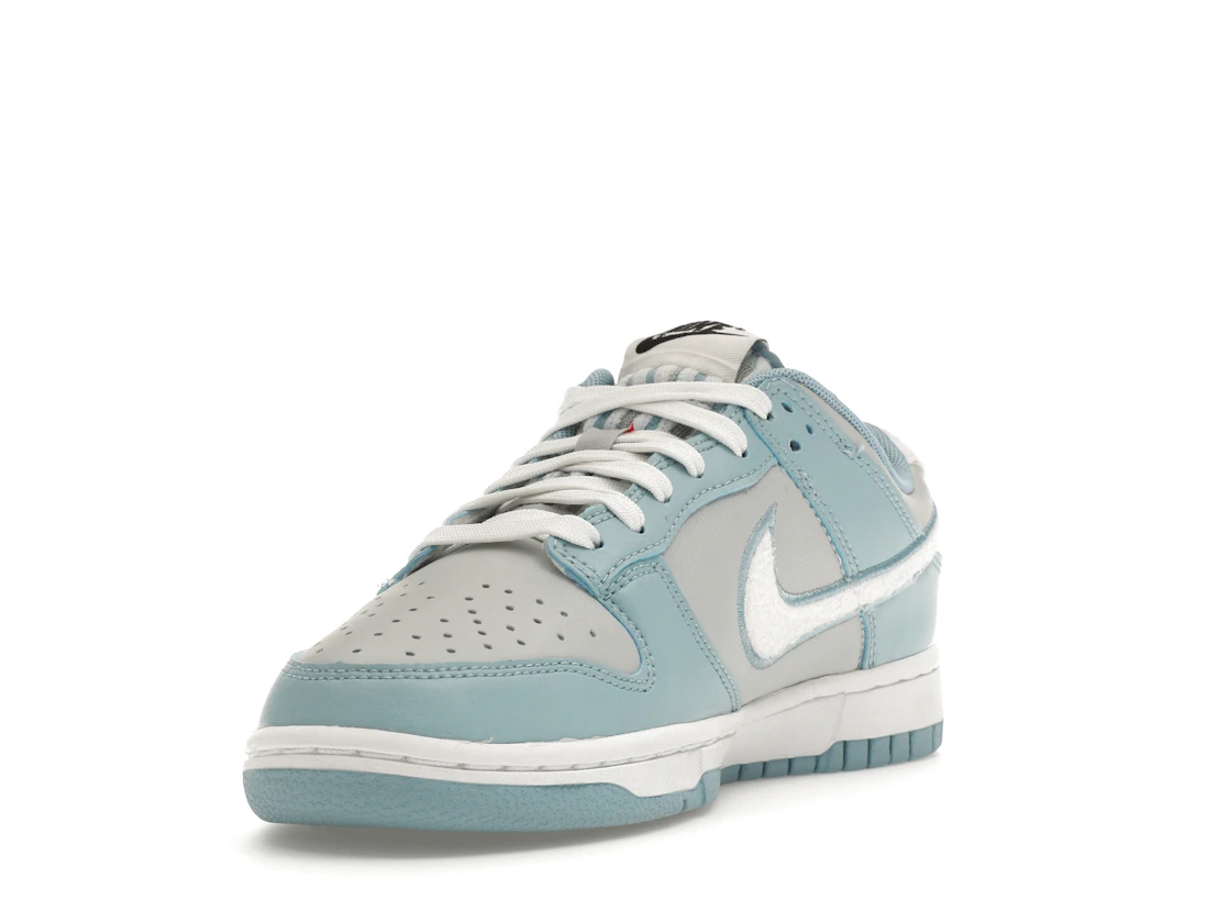 Vue 13 de Nike Dunk Low Retro Fleece Swoosh Worn Blue