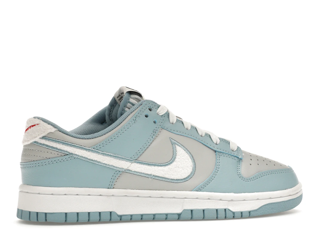 Vue 35 de Nike Dunk Low Retro Fleece Swoosh Worn Blue