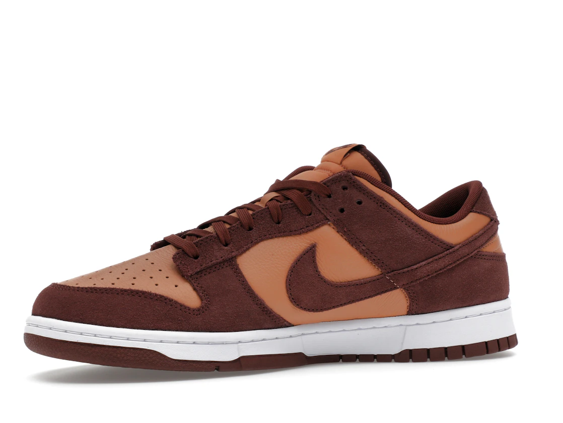 Vue 17 de Nike Dunk Low SE Amber Brown