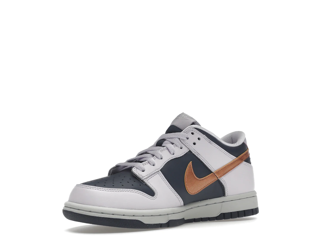 Vue 15 de Nike Dunk Low SE Copper Swoosh (GS)