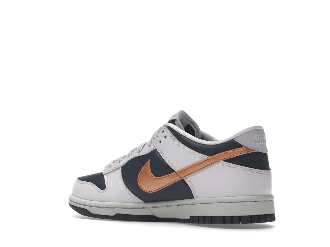 Vue 23 de Nike Dunk Low SE Copper Swoosh (GS)