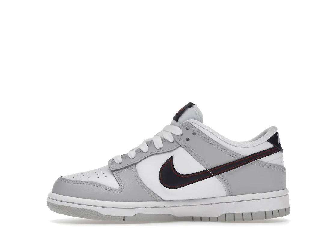 Vue 19 de Nike Dunk Low SE Jackpot (GS)
