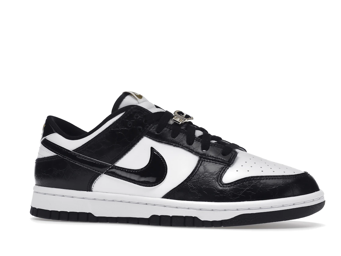 Vue 3 de Nike Dunk Low SE World Champs Black White