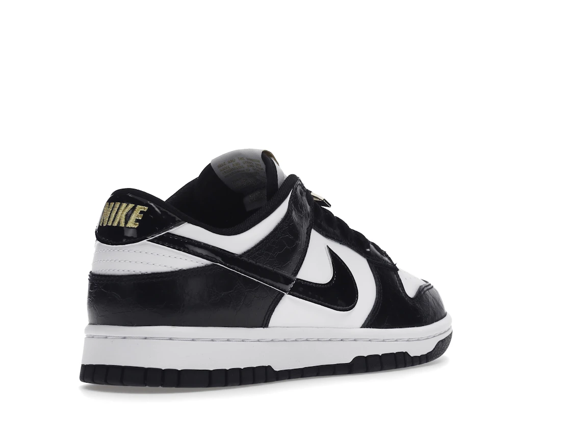 Vue 32 de Nike Dunk Low SE World Champs Black White