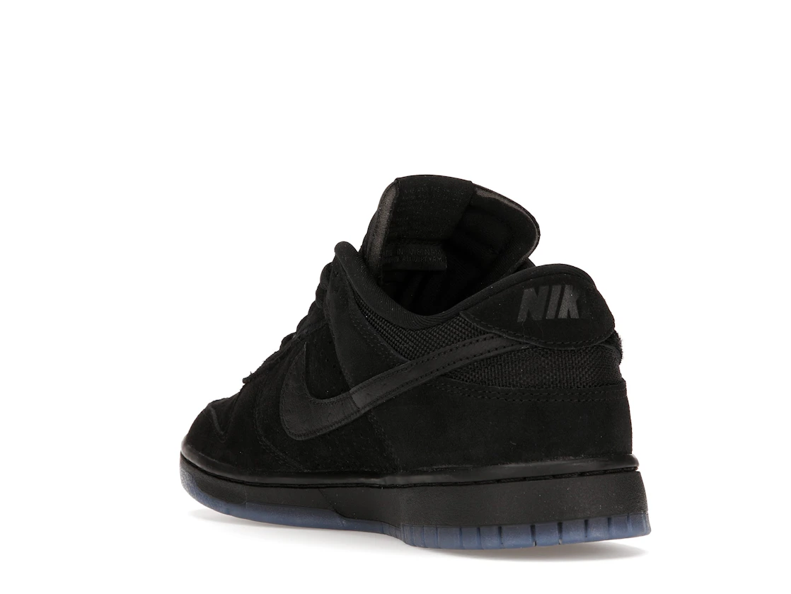 Vue 25 de Nike Dunk Low SP Undefeated 5 On It Black