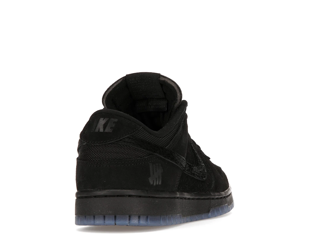 Vue 30 de Nike Dunk Low SP Undefeated 5 On It Black