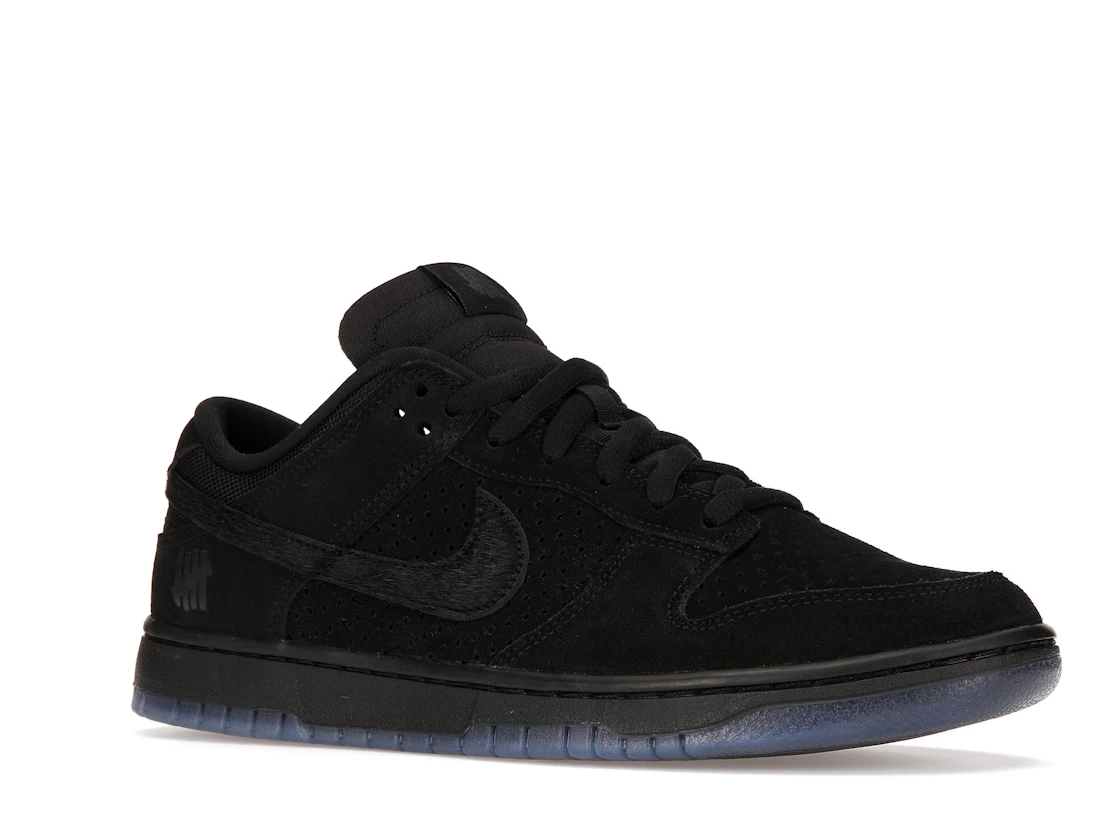 Vue 4 de Nike Dunk Low SP Undefeated 5 On It Black