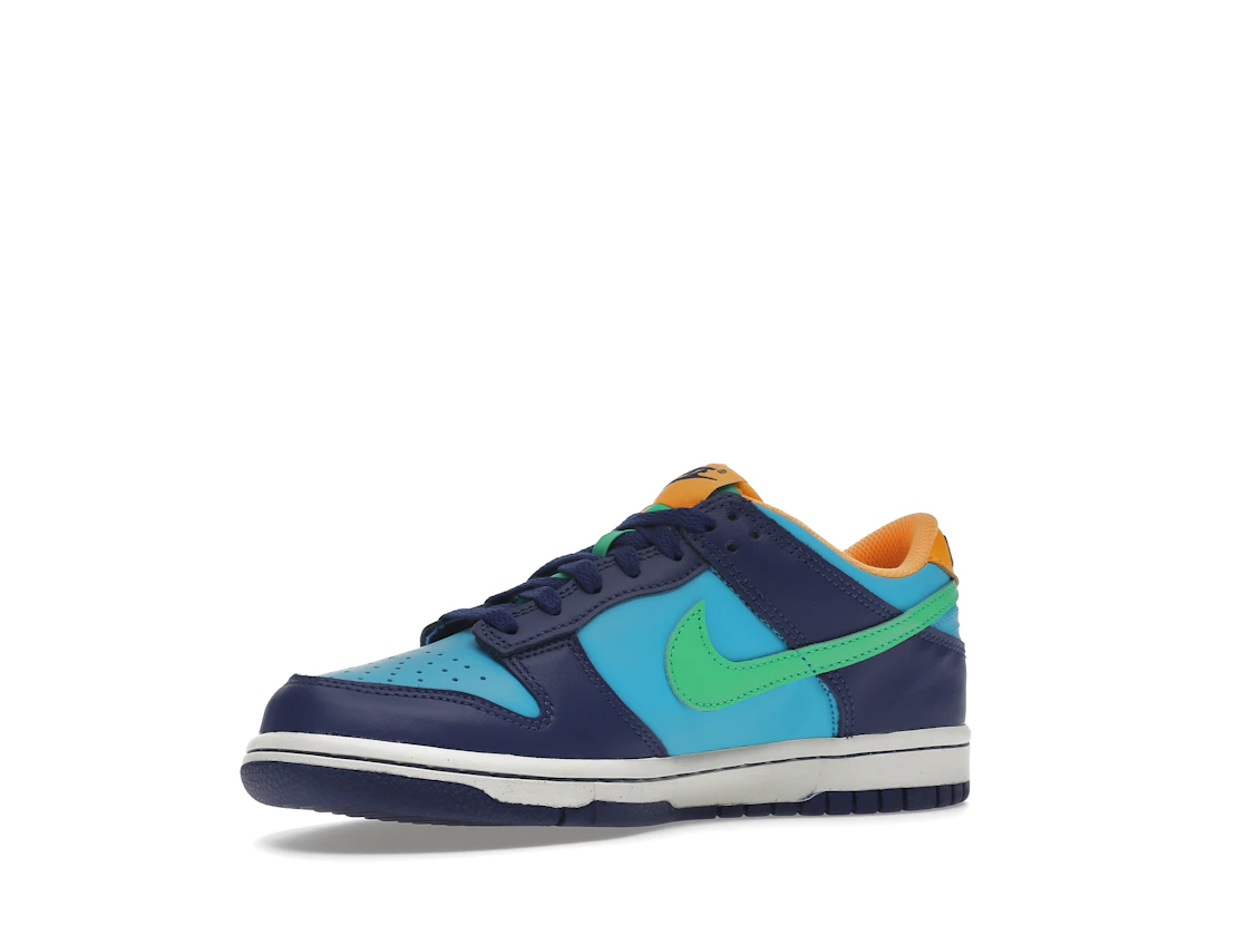 Vue 16 de Nike Dunk Low All-Star (2023) (GS)