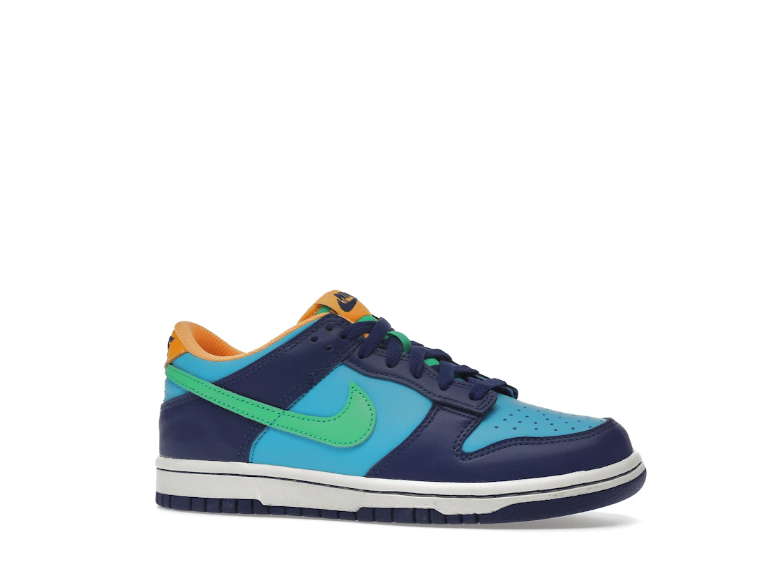 Vue 3 de Nike Dunk Low All-Star (2023) (GS)