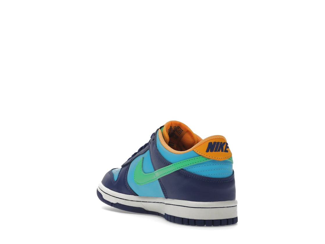 Vue 25 de Nike Dunk Low All-Star (2023) (GS)