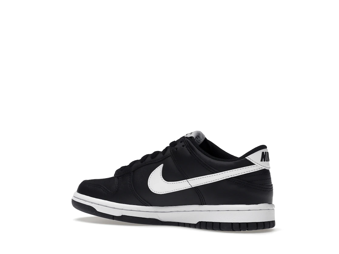 Vue 22 de Nike Dunk Low Black Panda 2.0 (GS)