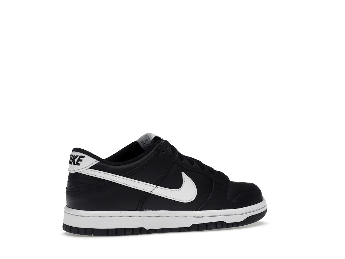 Vue 34 de Nike Dunk Low Black Panda 2.0 (GS)