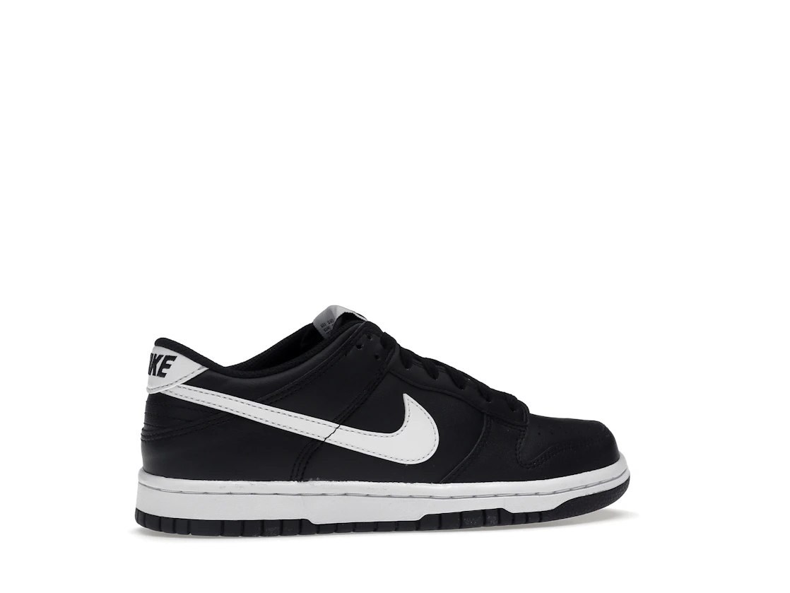 Vue 35 de Nike Dunk Low Black Panda 2.0 (GS)