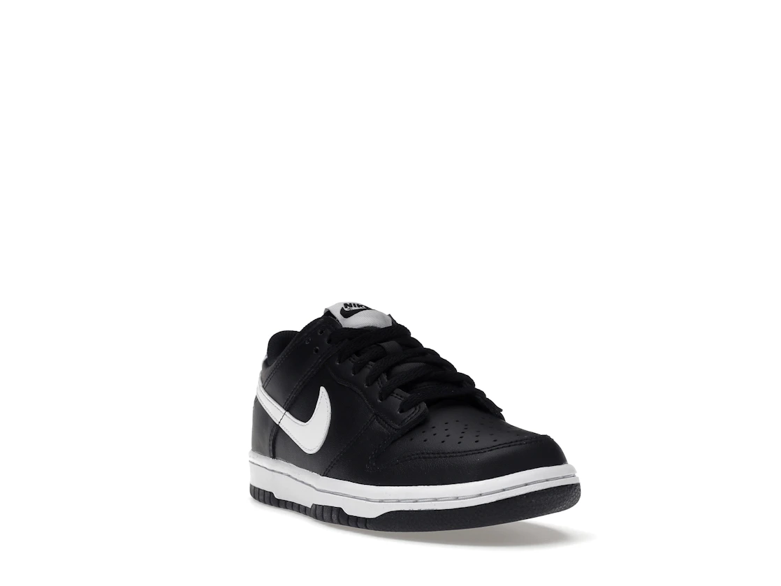 Vue 7 de Nike Dunk Low Black Panda 2.0 (GS)