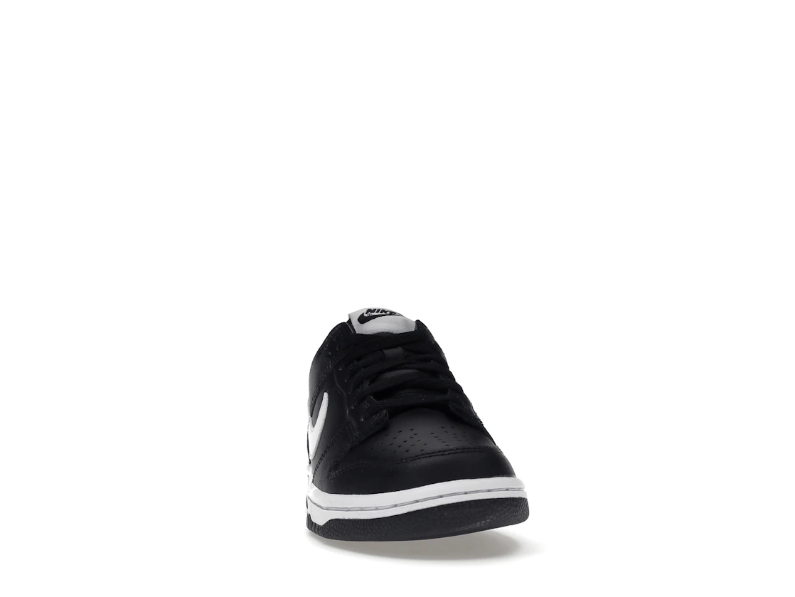 Vue 9 de Nike Dunk Low Black Panda 2.0 (GS)