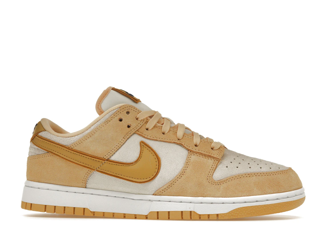 Vue 2 de Nike Dunk Low Celestial Gold Suede 