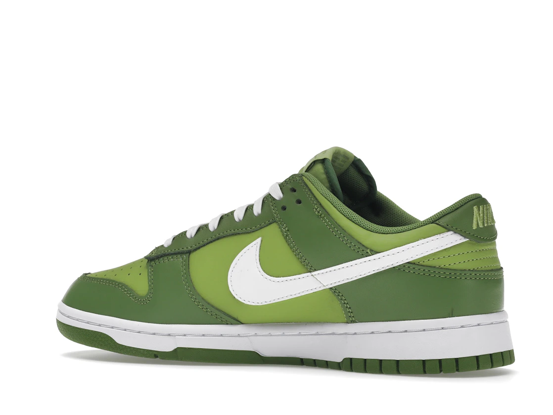 Vue 22 de Nike Dunk Low Chlorophyll