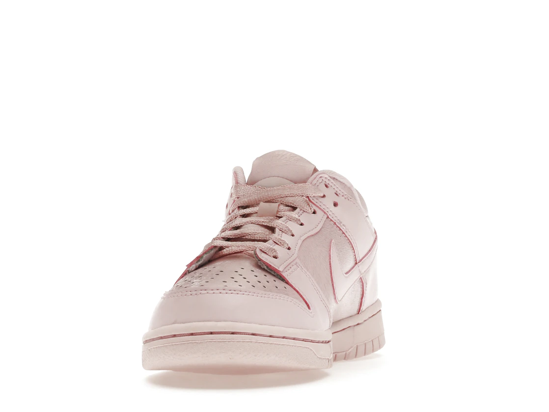 Vue 12 de Nike Dunk Low Prism Pink (GS)