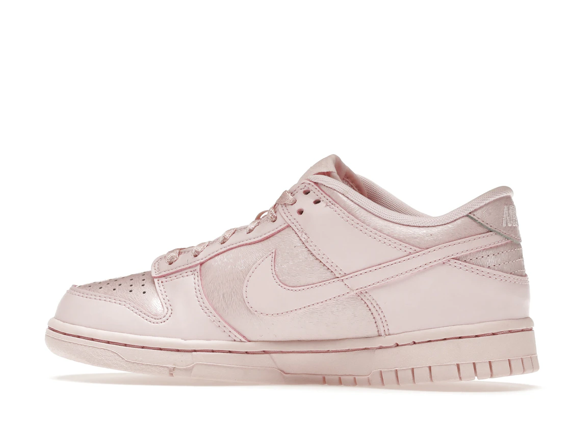 Vue 21 de Nike Dunk Low Prism Pink (GS)