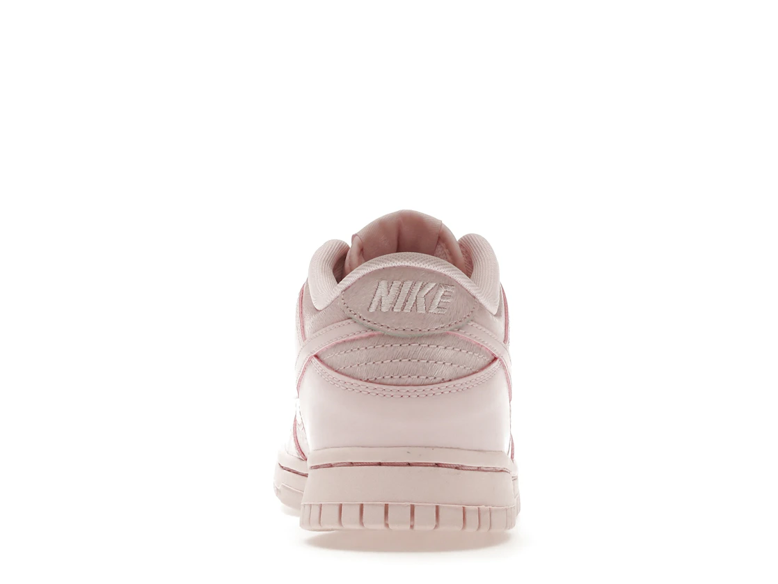 Vue 28 de Nike Dunk Low Prism Pink (GS)