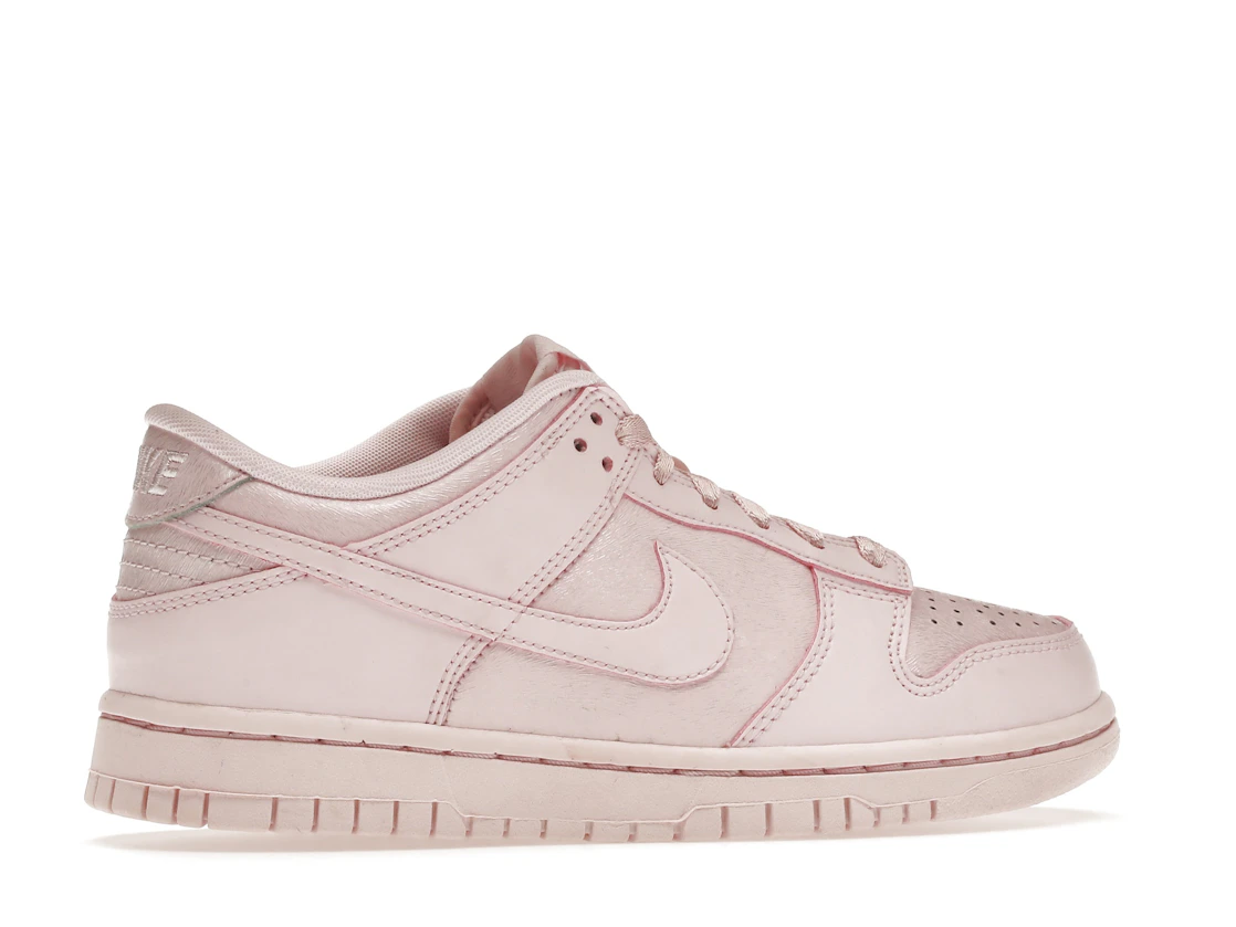 Vue 35 de Nike Dunk Low Prism Pink (GS)