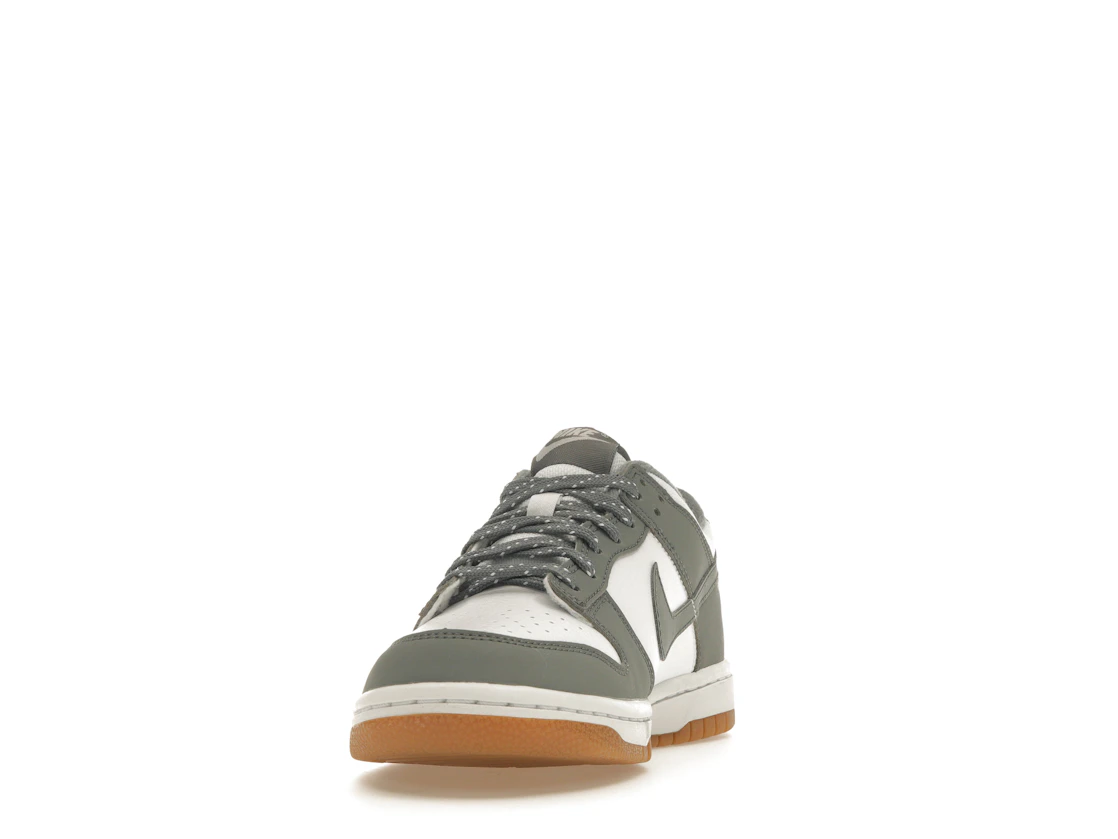 Vue 12 de Nike Dunk Low Reflective Grey (GS)