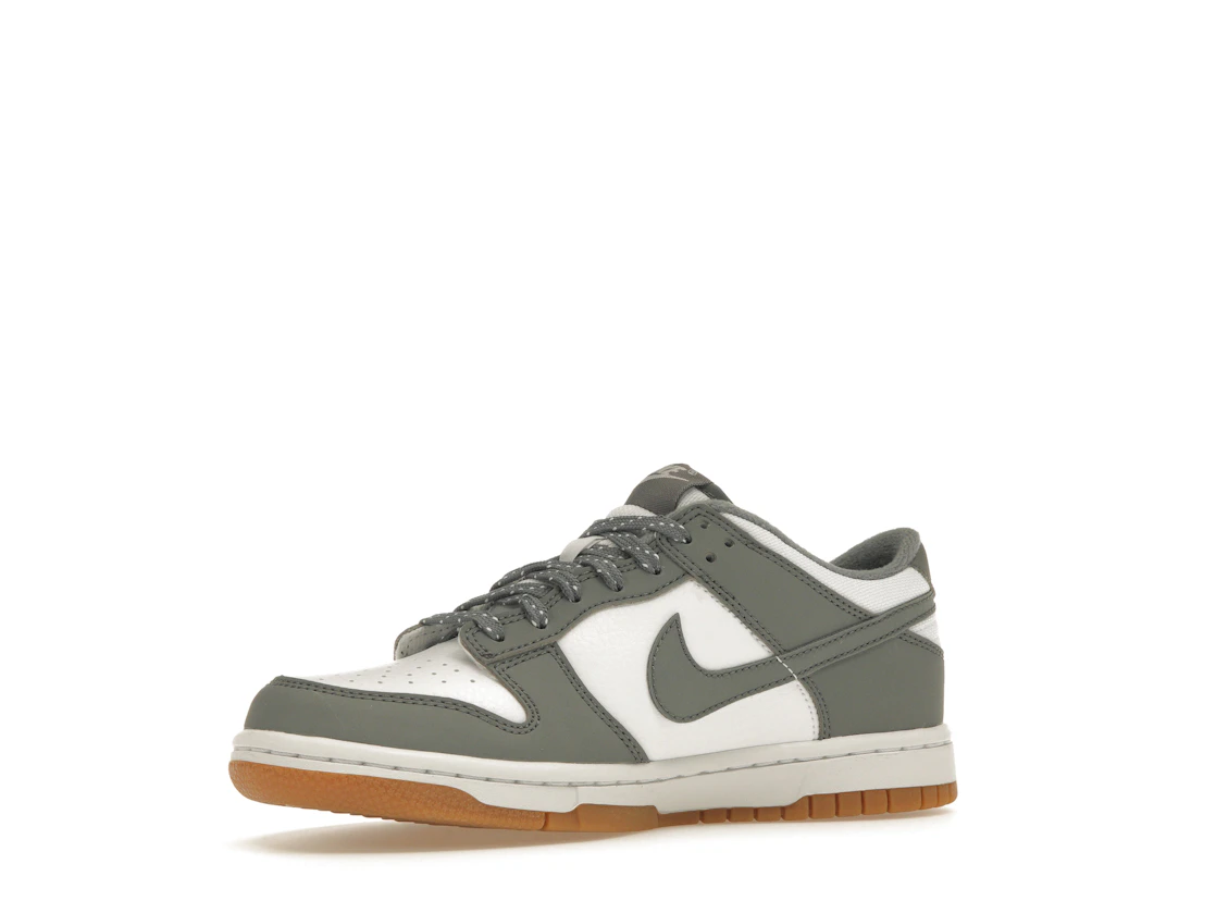 Vue 16 de Nike Dunk Low Reflective Grey (GS)