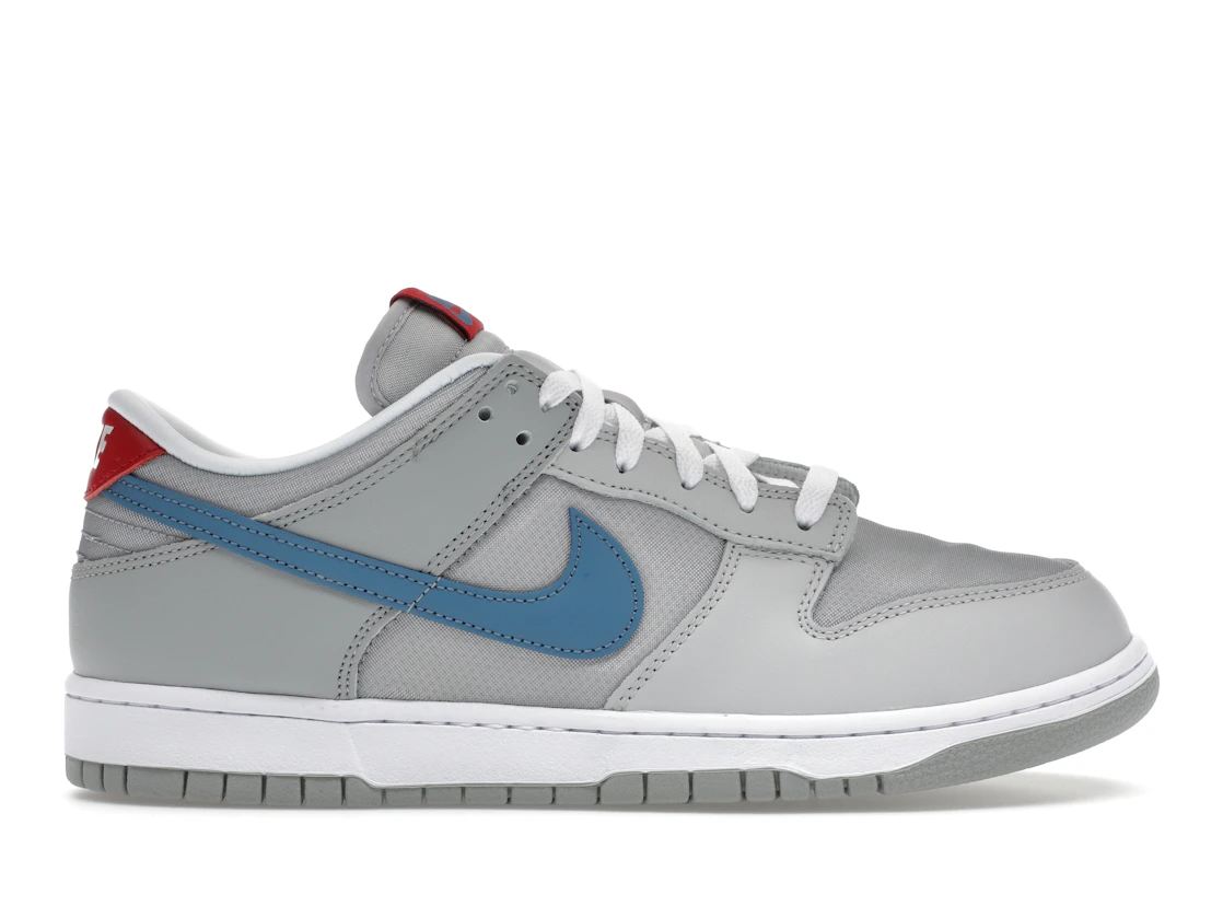 Vue 1 de Nike Dunk Low Silver Surfer (2024)