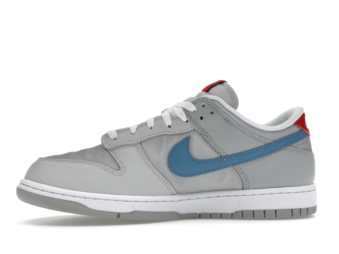 Vue 18 de Nike Dunk Low Silver Surfer (2024)