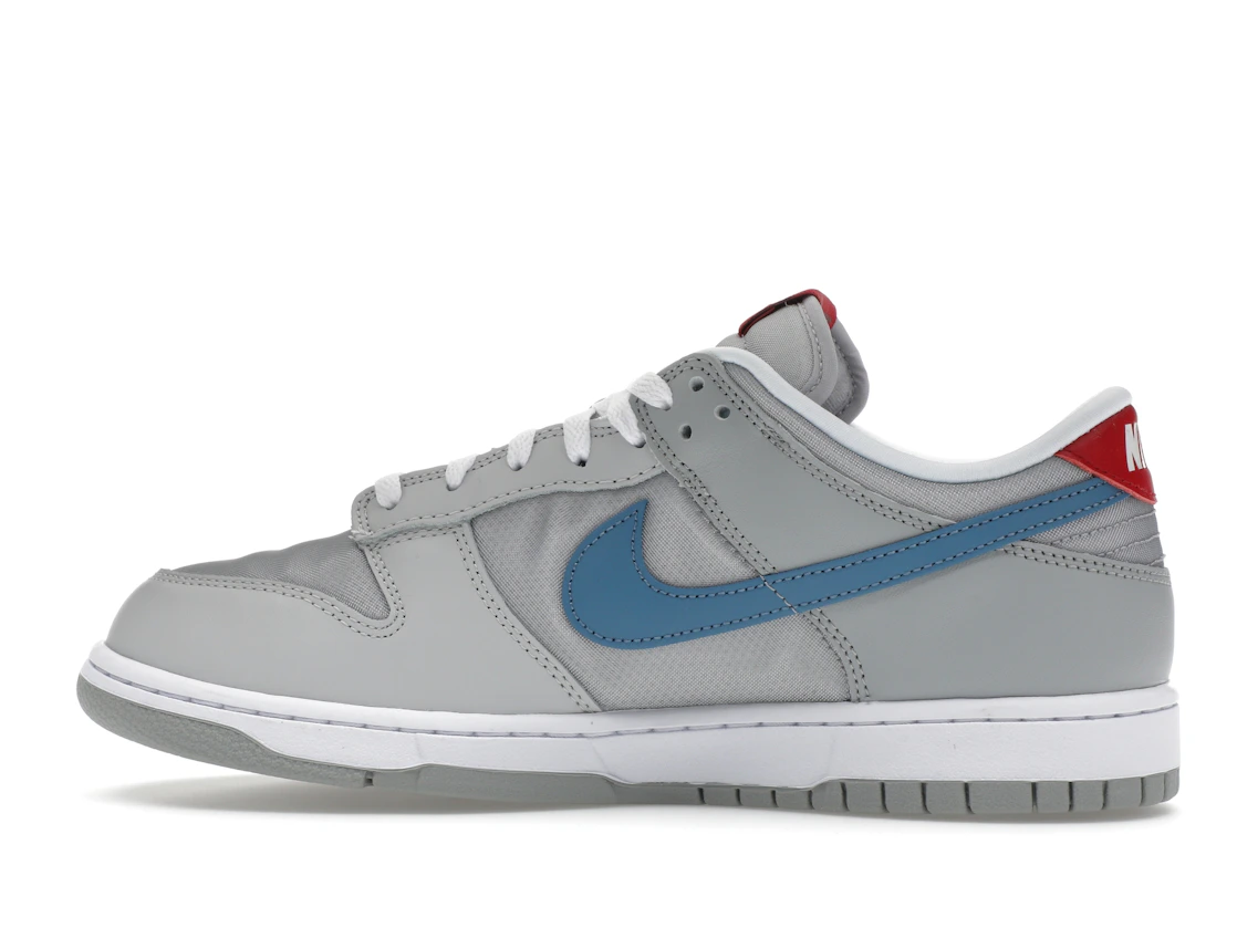 Vue 20 de Nike Dunk Low Silver Surfer (2024)