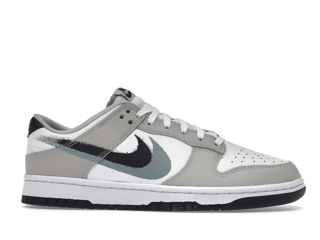 Vue 2 de Nike Dunk Low Stencil Swoosh