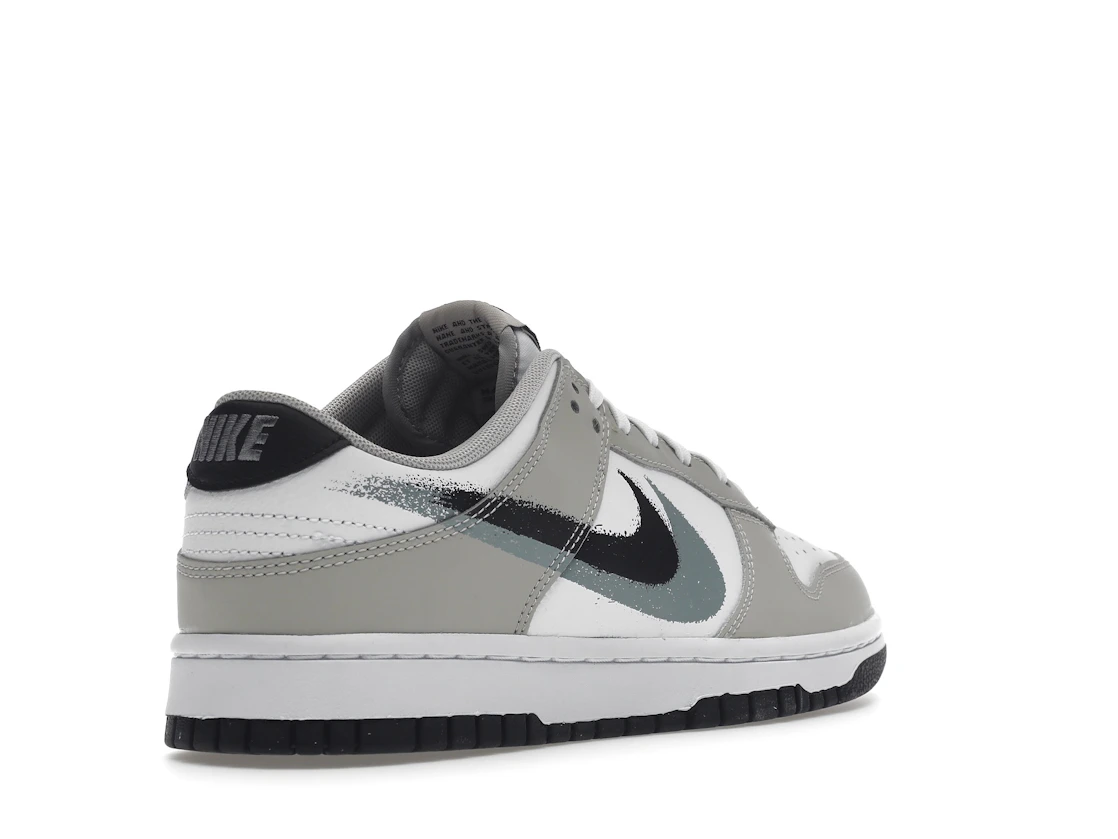 Vue 32 de Nike Dunk Low Stencil Swoosh