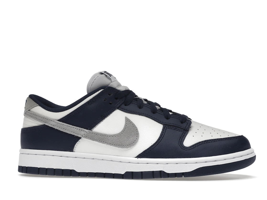 Vue 2 de Nike Dunk Low Summit White Midnight Navy
