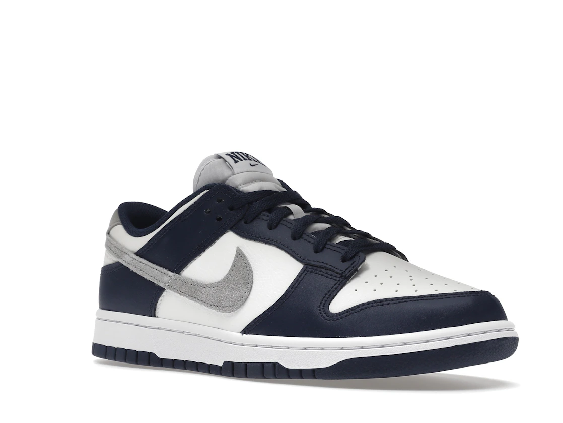 Vue 5 de Nike Dunk Low Summit White Midnight Navy