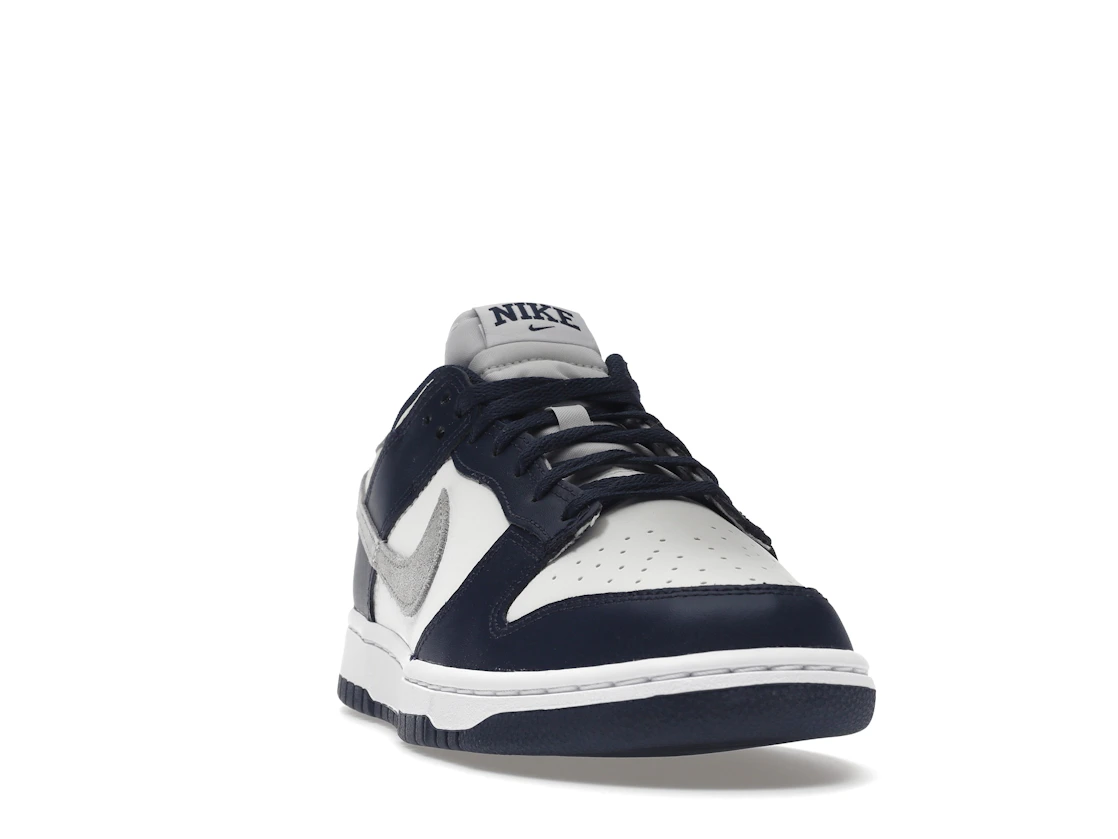 Vue 8 de Nike Dunk Low Summit White Midnight Navy