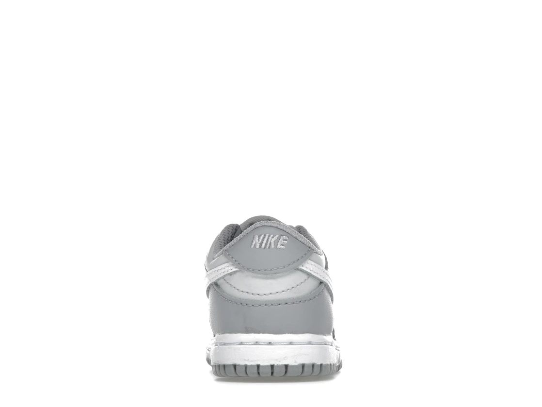 Vue 28 de Nike Dunk Low Two-Toned Grey (TD)