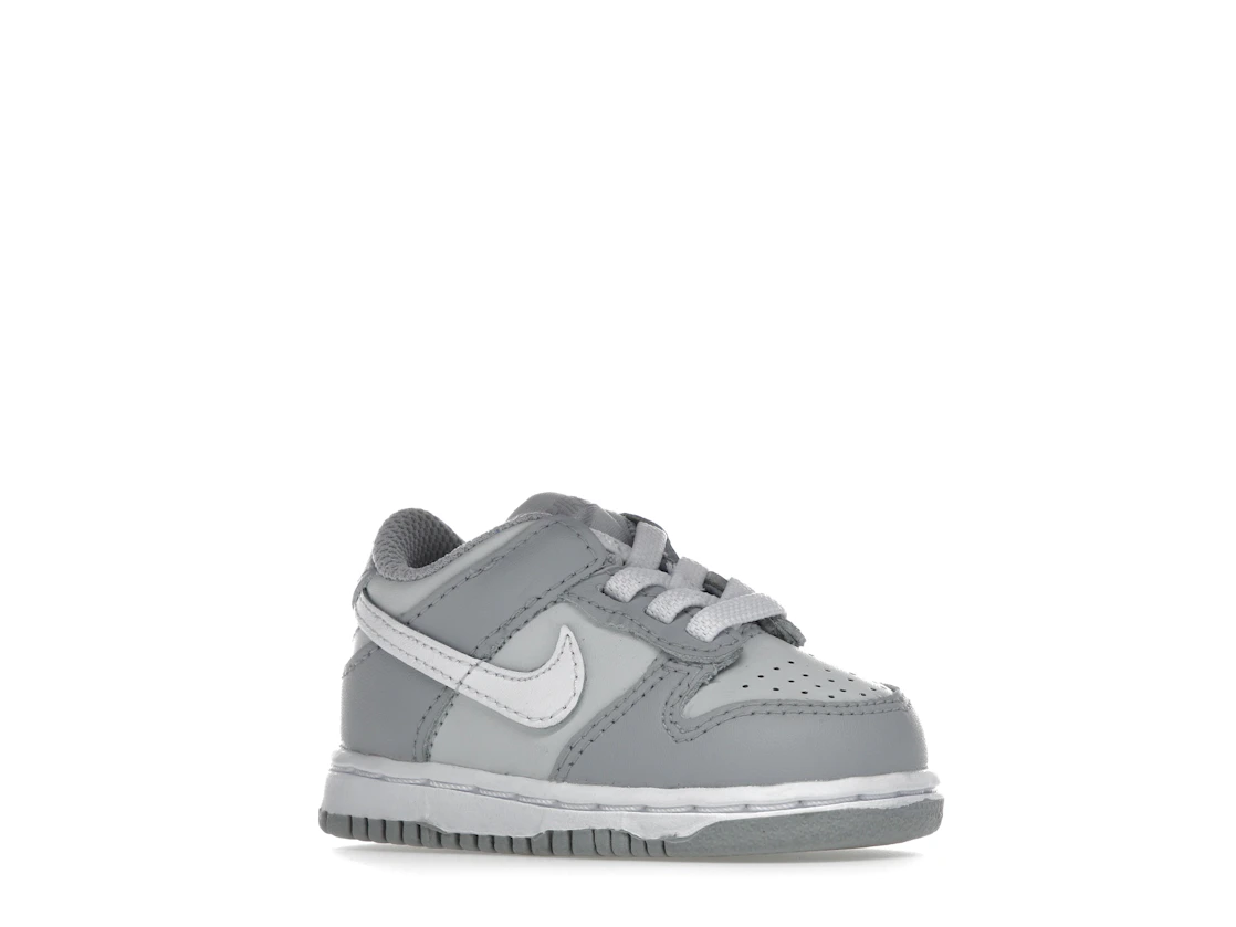 Vue 4 de Nike Dunk Low Two-Toned Grey (TD)