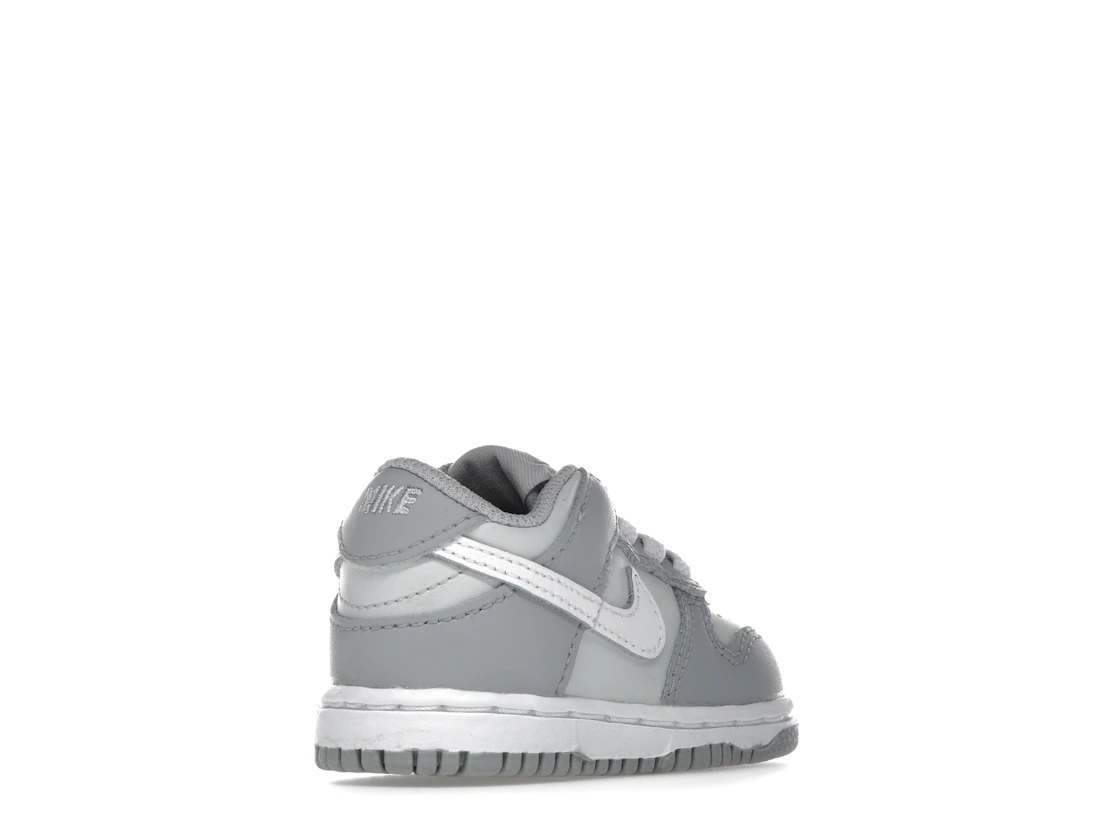 Vue 32 de Nike Dunk Low Two-Toned Grey (TD)