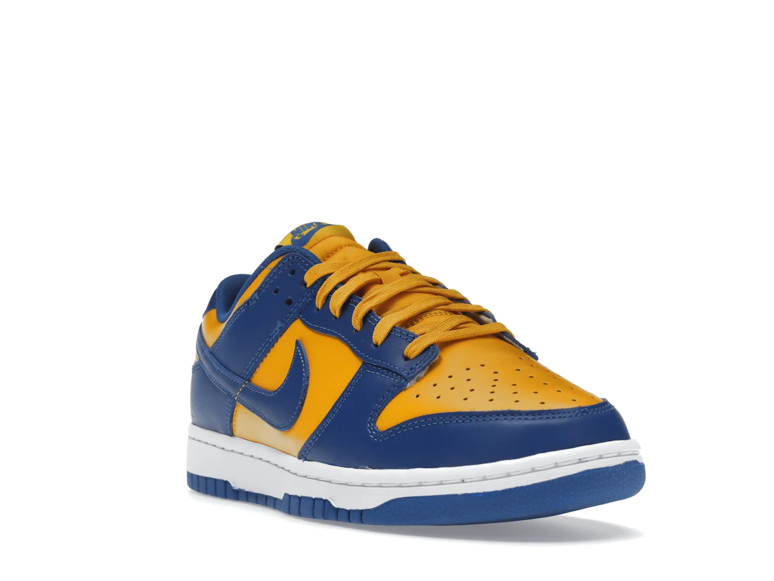 Vue 7 de Nike Dunk Low UCLA