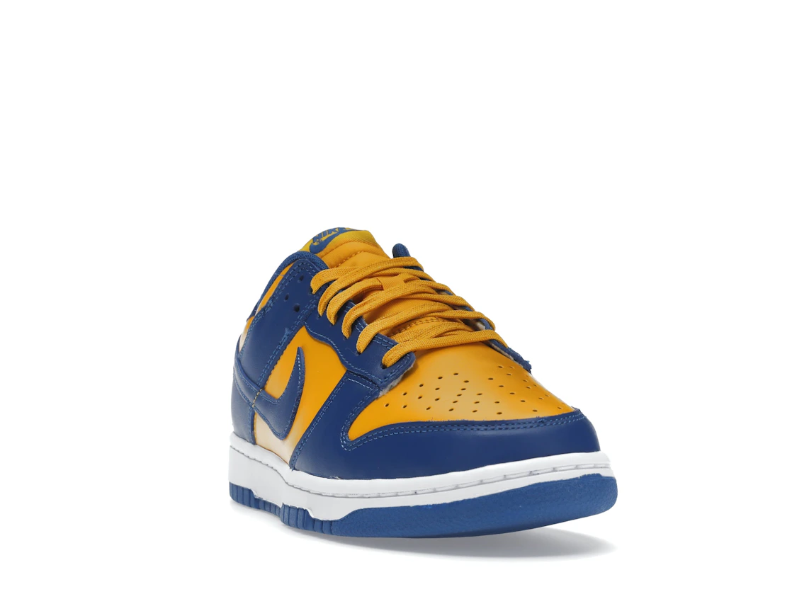 Vue 8 de Nike Dunk Low UCLA